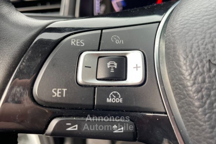 Volkswagen T-Roc 1.5 tsi 150 ch carat avec regulateur adaptatif carplay virtual cockpit camera - <small></small> 17.990 € <small>TTC</small> - #18