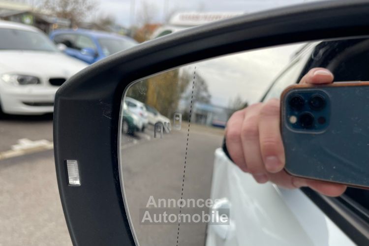 Volkswagen T-Roc 1.5 tsi 150 ch carat avec regulateur adaptatif carplay virtual cockpit camera - <small></small> 17.990 € <small>TTC</small> - #21