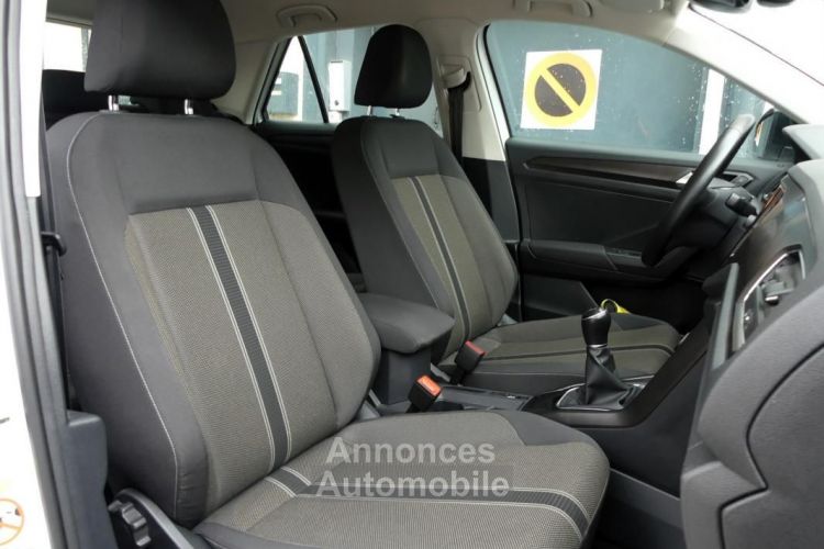 Volkswagen T-Roc 1.5 TSI 150 EVO LOUNGE S&S ENTRETIEN À JOUR + 4 PNEUS NEUFS - <small></small> 18.980 € <small>TTC</small> - #13