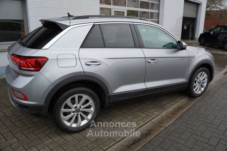 Volkswagen T-Roc 1.5 TSI CARPLAY, ADAPTIEVE CRUISE, PARKEERSENSOREN - <small></small> 25.200 € <small>TTC</small> - #3