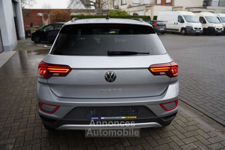 Volkswagen T-Roc 1.5 TSI CARPLAY, ADAPTIEVE CRUISE, PARKEERSENSOREN - <small></small> 25.200 € <small>TTC</small> - #6