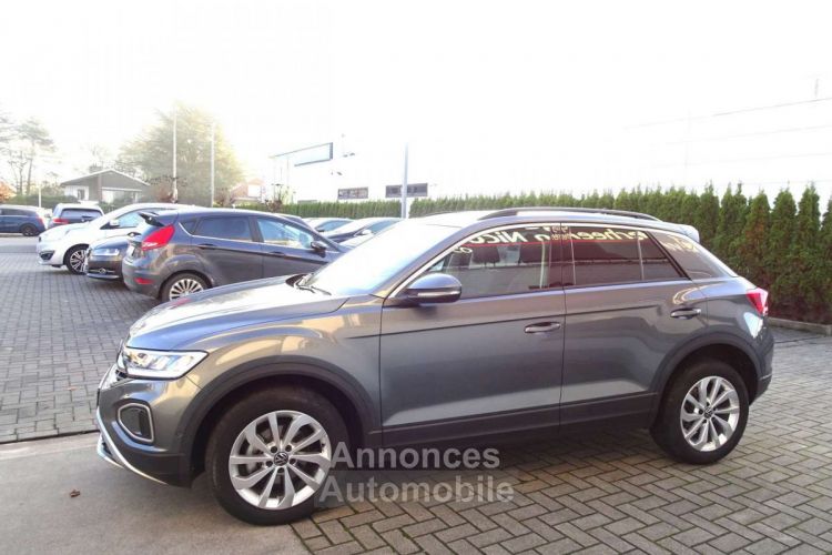 Volkswagen T-Roc 1.5TSi Style DSG,VIRTUAL,LED,CARPLAY,ADAPT.CRUISE - <small></small> 26.300 € <small>TTC</small> - #2