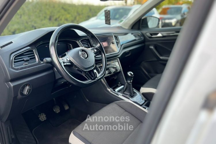 Volkswagen T-Roc 1.6 TDI 115 BVM6 Carat - VIRTUAL COCKPIT - APPLE CARPLAY / ANDROID AUTO - <small></small> 18.490 € <small>TTC</small> - #9