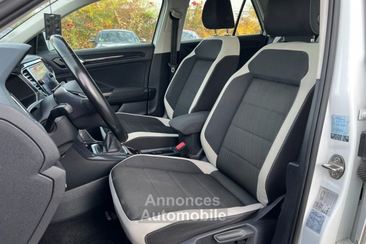 Volkswagen T-Roc 1.6 TDI 115 BVM6 Carat - VIRTUAL COCKPIT - APPLE CARPLAY / ANDROID AUTO - <small></small> 18.490 € <small>TTC</small> - #10