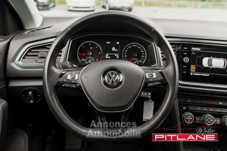 Volkswagen T-Roc 1.6 TDi Style T.O PANO CARPLAY LANE-ASSIST-CAM - <small></small> 20.990 € <small>TTC</small> - #20