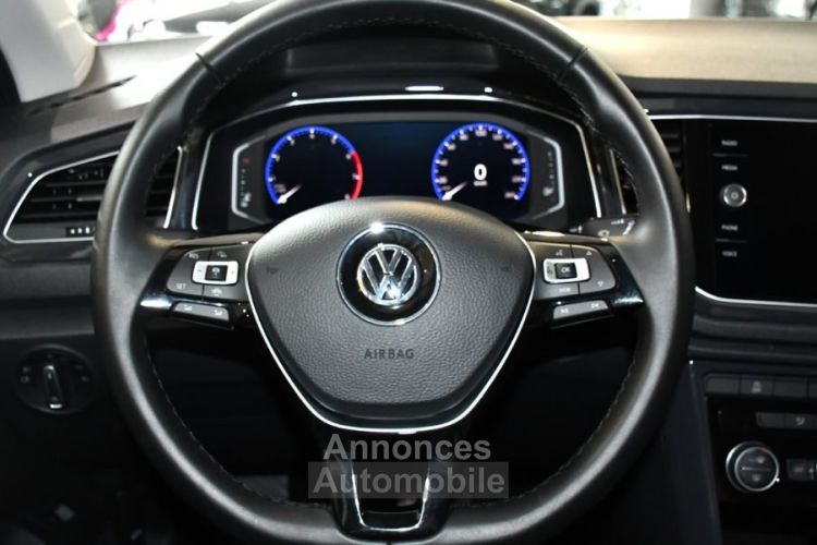 Volkswagen T-Roc Carat 1.5 TSI 150 DSG GPS Virtual ACC Caméra Lane Front Angle Mort Hayon JA 17 - <small></small> 27.990 € <small>TTC</small> - #22