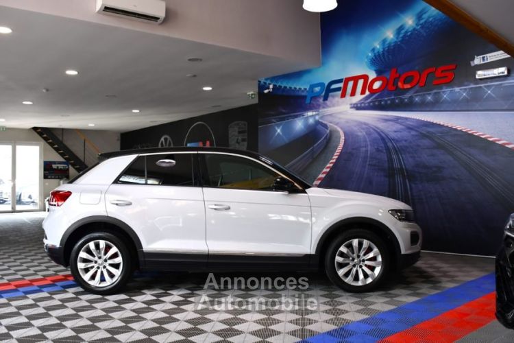 Volkswagen T-Roc Carat 1.5 TSI 150 DSG GPS Virtual Car Play Vebasto Front Lane Hayon JA 17 - <small></small> 26.990 € <small>TTC</small> - #32