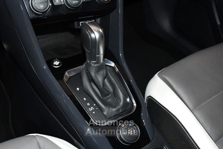 Volkswagen T-Roc Carat 2.0 TSI 190 DSG 4Motion GPS Keyless Hayon ACC Front Lane Cuir JA 19 - <small></small> 28.990 € <small>TTC</small> - #25