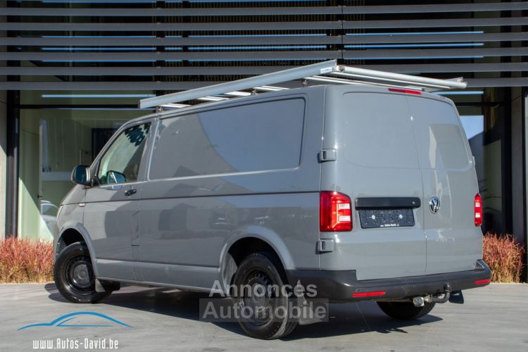 Volkswagen T6 Volkswagen Transporter 2.0 TDI - 3 PLAATSEN - LEDER - AIRCO - CRUISECONTROL - TREKHAAK - DAKREK - EURO 6 - <small></small> 24.999 € <small>TTC</small> - #2