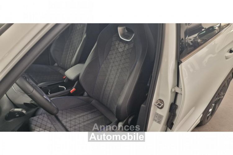 Volkswagen Tiguan 1.5 eTSI 150 R LINE / FRANCAIS / TOIT PANO IQ LIGHT / TVA RECUP / R-LINE RLINE - <small></small> 49.990 € <small></small> - #8