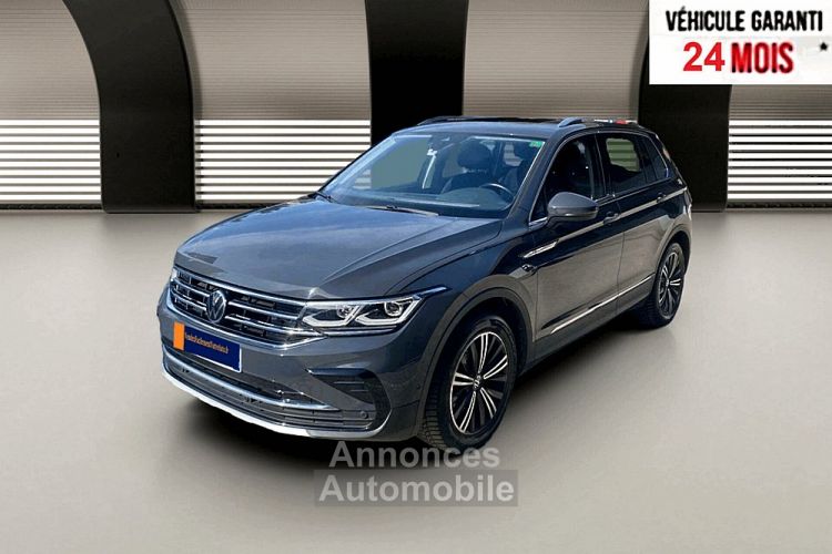 Volkswagen Tiguan 2.0 TDI 150ch Elegance Pack Hiver + attelage amovible Gris Urano - <small></small> 36.490 € <small>TTC</small> - #1