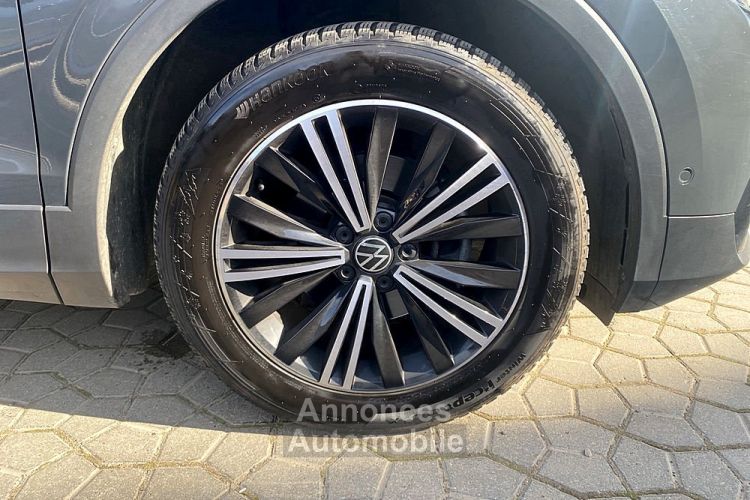 Volkswagen Tiguan 2.0 TDI 150ch Elegance Pack Hiver + attelage amovible Gris Urano - <small></small> 36.490 € <small>TTC</small> - #42