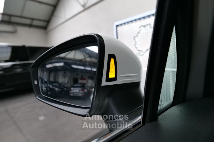 Volkswagen Tiguan 2.0 Tdi 190 R Line Dsg7 4motion 1°main Francais Tva Recuperable Gps Bi Xenon Toit Ouvrant Camera 360 Key Less Go Dcc Acc Detecteur Ligne Blanche Angle - <small></small> 29.990 € <small></small> - #10