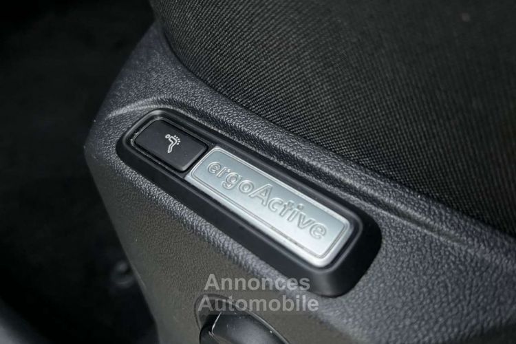 Volkswagen Tiguan 2.0 TDI COCKPIT-TOIT PANO-NAVI-CAM-CLIMTRONIC-EU6d - <small></small> 25.990 € <small>TTC</small> - #27