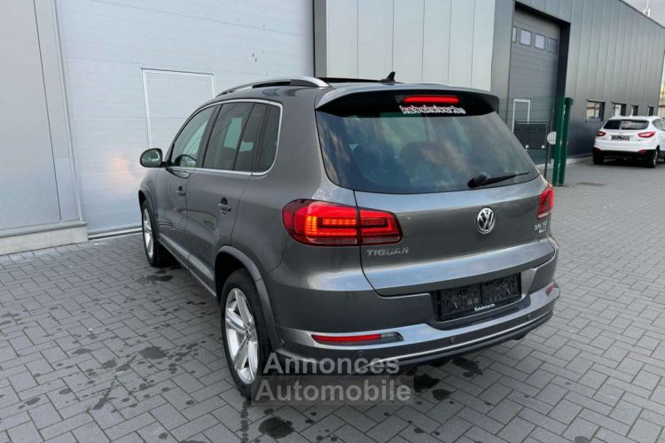 Volkswagen Tiguan 2.0 TDi Sport -- R LINE TOIT OUVRANT FULL - <small></small> 16.990 € <small>TTC</small> - #4