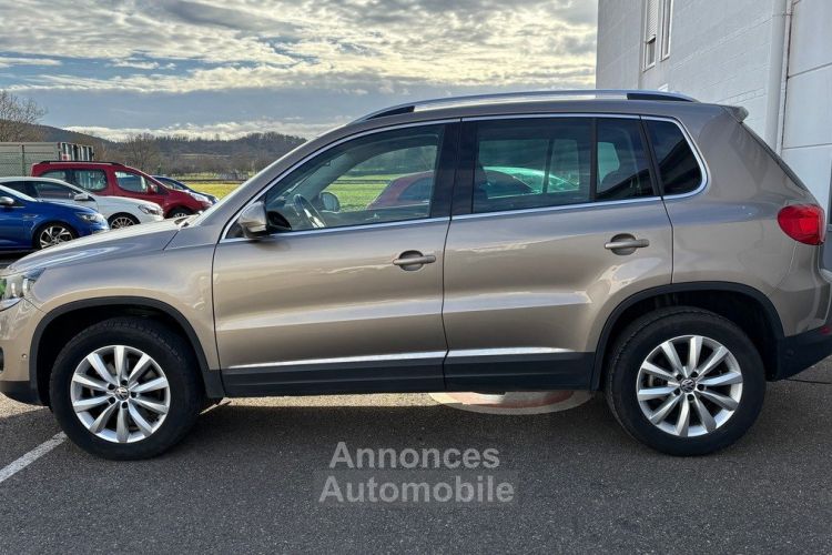 Volkswagen Tiguan 2.0 TSI 210 CV SPORTLINE 4MOTION BVM6 / 1E MAIN / 56300KM / ATTELAGE / SUIVI FULL - <small></small> 16.490 € <small>TTC</small> - #8