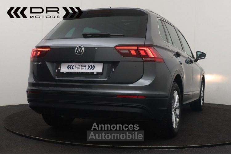 Volkswagen Tiguan 2.0TDI DSG COMFORTLINE - LEDER PANODAK - <small></small> 25.995 € <small>TTC</small> - #4