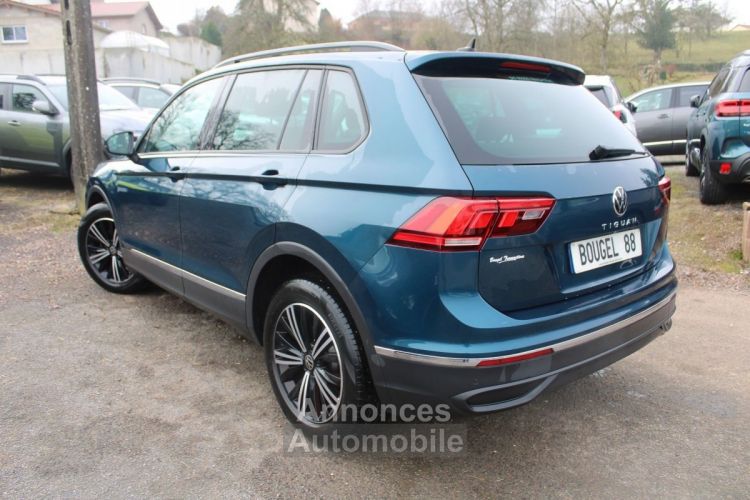 Volkswagen Tiguan 4 LIFE 2L TDI 150 CV CAMÉRA GPS USB FULL LEDS RÉGULATEUR BLUETOOTH ESP  BOITE 6V - <small></small> 29.500 € <small>TTC</small> - #3