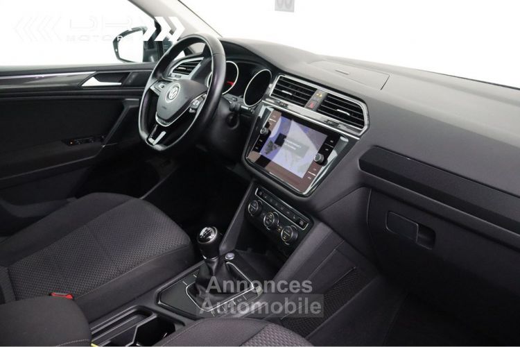 Volkswagen Tiguan Allspace 2.0TDI COMFORTLINE - ADAPT CRUISE KEYLESS ENTRY APPLE CARPLAY/ ANDROID AUTO DAB - <small></small> 23.995 € <small>TTC</small> - #15