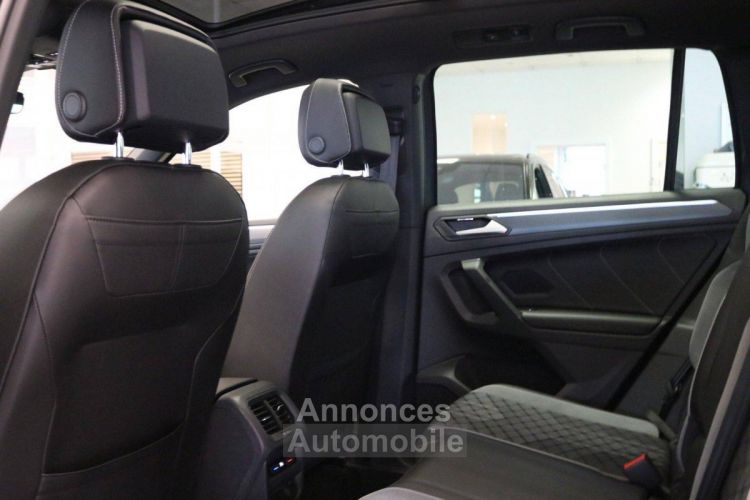 Volkswagen Tiguan R-Line 4M ATTEL Camera Pano Virtual Matrix - <small></small> 38.950 € <small>TTC</small> - #25