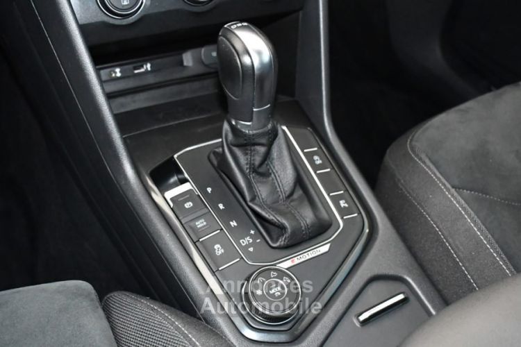Volkswagen Tiguan R-Line Carat 2.0 TSI 180 DSG 4Motion GPS Virtual DCC ACC Attelage Front Lane Dynaudio JA 19 - <small></small> 30.990 € <small>TTC</small> - #26
