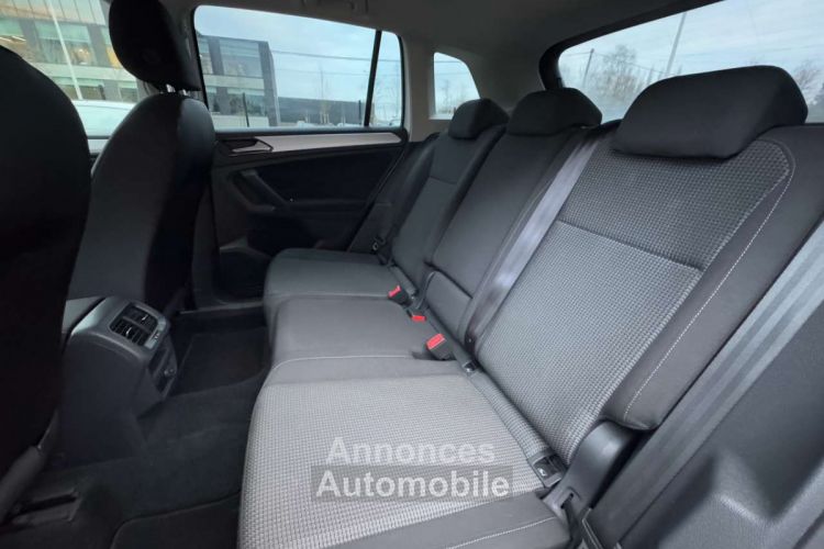 Volkswagen Tiguan Sg chauff Attelage Ja 17 GPS - <small></small> 16.990 € <small>TTC</small> - #29