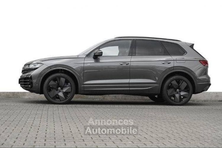 Volkswagen Touareg 3.0 TSI eHybrid 462ch R 4Motion BVA8 - <small></small> 82.500 € <small>TTC</small> - #3