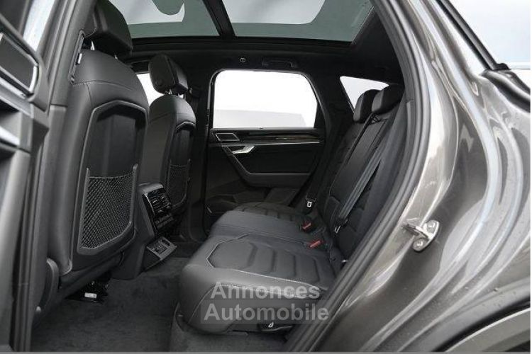 Volkswagen Touareg 3.0 TSI eHybrid 462ch R 4Motion BVA8 - <small></small> 82.500 € <small>TTC</small> - #12