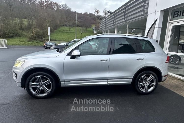 Volkswagen Touareg 3.0 V6 TDI BlueMotion - 262 - BV Tiptronic R-Line 4Motion Gps + Camera AR + Toit O - <small></small> 30.990 € <small>TTC</small> - #4