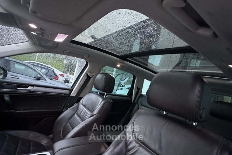 Volkswagen Touareg 3.0 V6 TDI BlueMotion - 262 - BV Tiptronic R-Line 4Motion Gps + Camera AR + Toit O - <small></small> 30.990 € <small>TTC</small> - #31