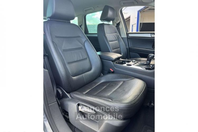 Volkswagen Touareg 3.0 V6 TDI FAP 240 BV Tiptronic 2011 R-Line Plus 4Motion PHASE 1 - <small></small> 17.990 € <small>TTC</small> - #10