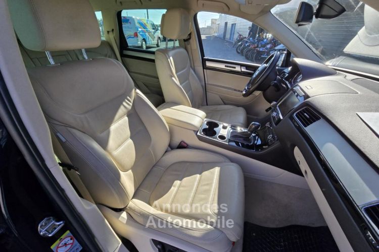 Volkswagen Touareg 3.0 V6 TDI FAP BlueMotion - 204 - BV Tiptronic  2011 Carat 4Motion PHASE 1 - <small></small> 13.990 € <small>TTC</small> - #13