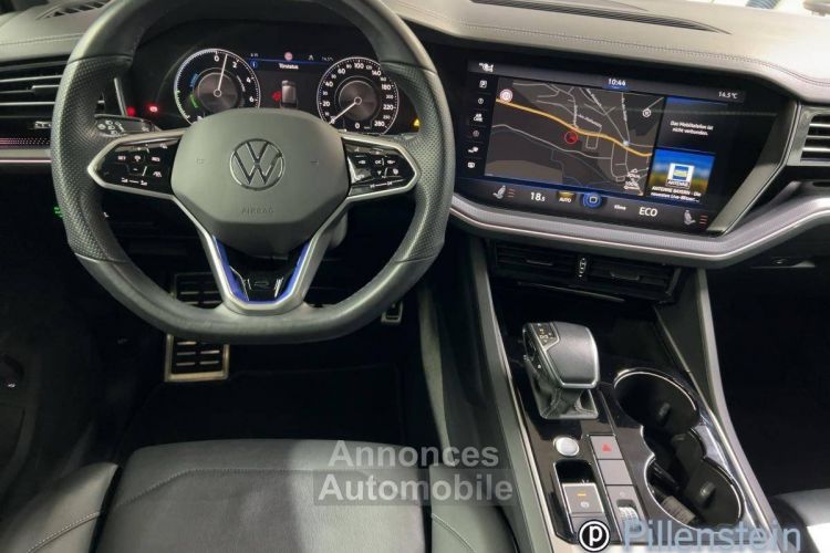 Volkswagen Touareg III 3.0 TSI eHybrid 462ch R 4Motion BVA8 - <small></small> 57.900 € <small>TTC</small> - #4