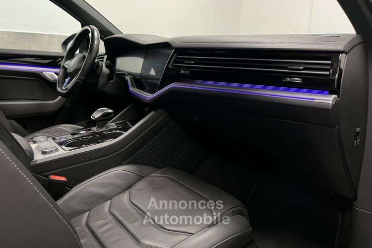 Volkswagen Touareg III 3.0 TSI eHybrid 462ch R 4Motion BVA8 - <small></small> 59.990 € <small>TTC</small> - #21