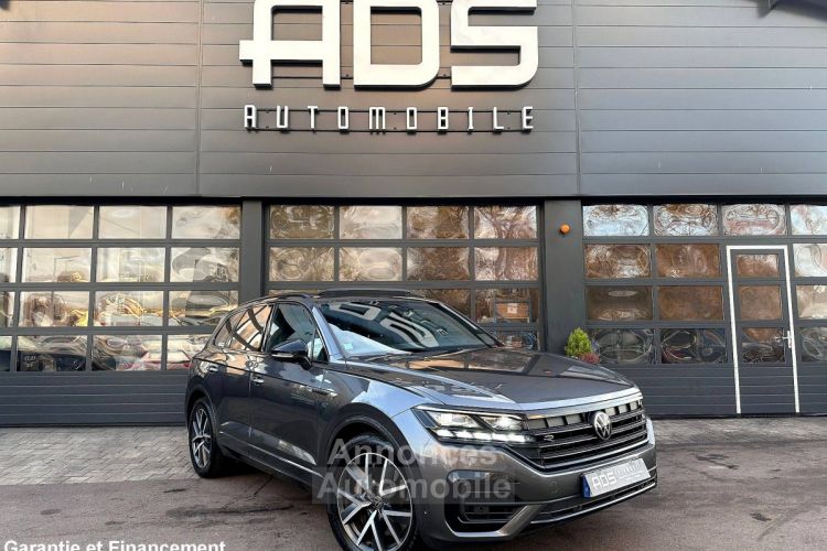 Volkswagen Touareg III 3.0 TSI eHybrid 462ch R 4Motion BVA8 / À PARTIR DE 792,95 € * - <small></small> 59.990 € <small>TTC</small> - #1