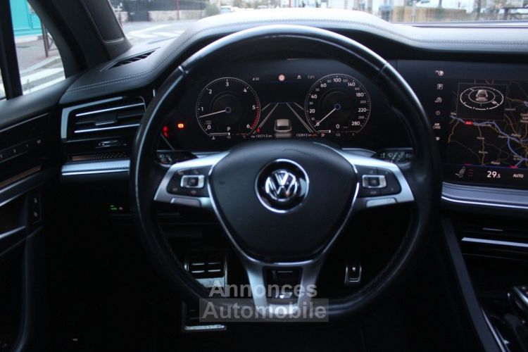 Volkswagen Touareg III 3.0 V6 TDI 286 4WD R-LINE EXCLUSIVE AUTO (Attelage) - <small></small> 40.990 € <small>TTC</small> - #29