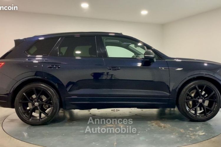 Volkswagen Touareg R 3.0 TSI 462 EHYBRID + Attelage Céramique Bleu Moonlight - <small></small> 72.990 € <small>TTC</small> - #5