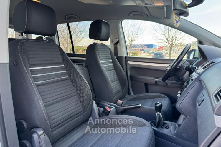 Volkswagen Touran 1.6 TDI 105CH BLUEMOTION CUP 7 PLACES PREMIERE MAIN - <small></small> 15.490 € <small>TTC</small> - #12