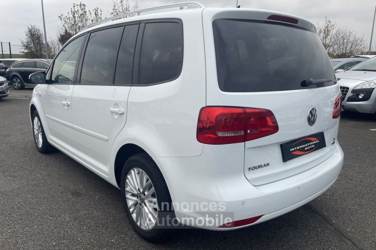 Volkswagen Touran 1.6 TDI 105CH BLUEMOTION TECHNOLOGY FAP CUP - <small></small> 12.990 € <small>TTC</small> - #2