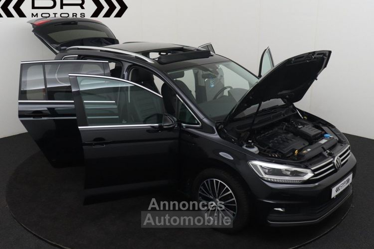 Volkswagen Touran 1.6TDI HIGHLINE DSG - 7 PLAATSEN NAVI LEDER PANODAK - <small></small> 21.995 € <small>TTC</small> - #12