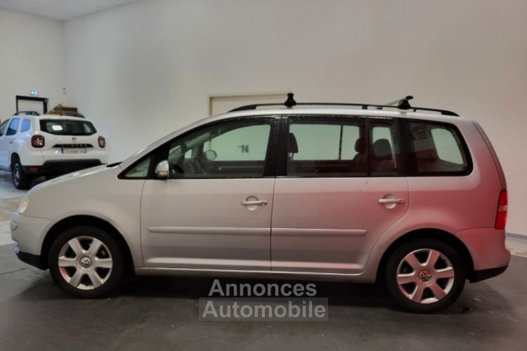 Volkswagen Touran (2) 1.9 TDI 105 CONFORT - <small></small> 3.990 € <small>TTC</small> - #4