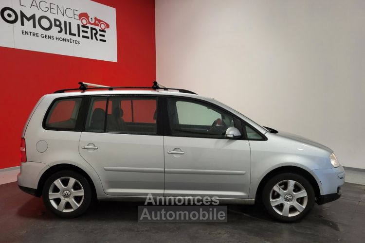 Volkswagen Touran (2) 1.9 TDI 105 CONFORT - <small></small> 3.990 € <small>TTC</small> - #8