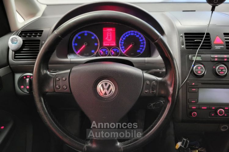 Volkswagen Touran (2) 1.9 TDI 105 CONFORT - <small></small> 3.990 € <small>TTC</small> - #14