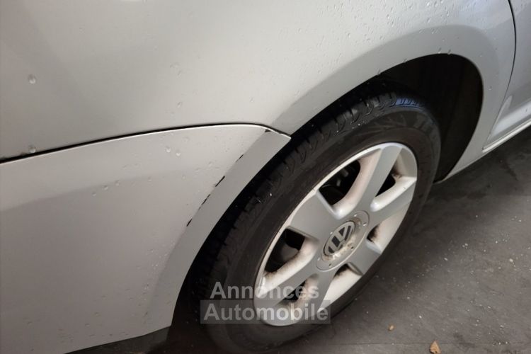 Volkswagen Touran (2) 1.9 TDI 105 CONFORT - <small></small> 3.990 € <small>TTC</small> - #33