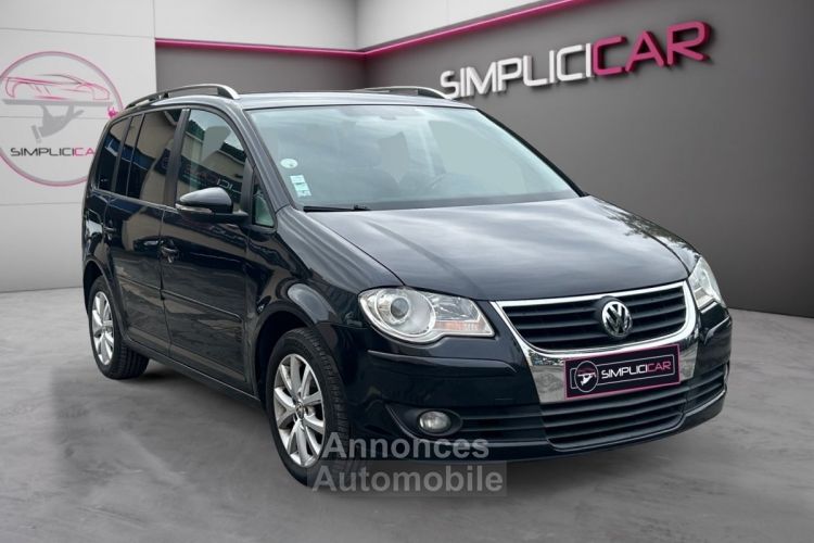 Volkswagen Touran 2.0 16S TDI 140 Freestyle - <small></small> 9.990 € <small>TTC</small> - #1