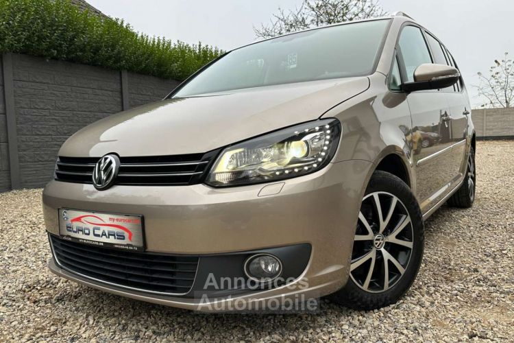 Volkswagen Touran 2.0 CR TDi Highline CUIR-XENON-NAVI-SIEGES CHAUFF- - <small></small> 10.390 € <small>TTC</small> - #1