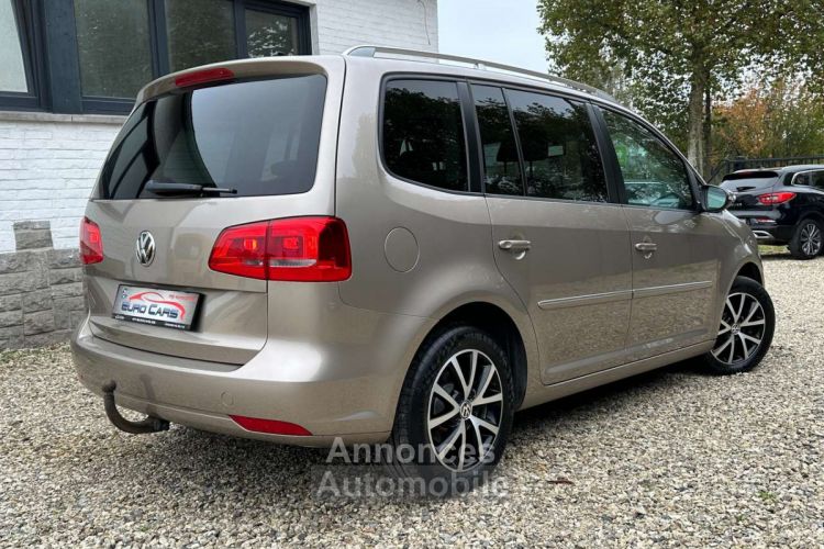 Volkswagen Touran 2.0 CR TDi Highline CUIR-XENON-NAVI-SIEGES CHAUFF- - <small></small> 10.390 € <small>TTC</small> - #17