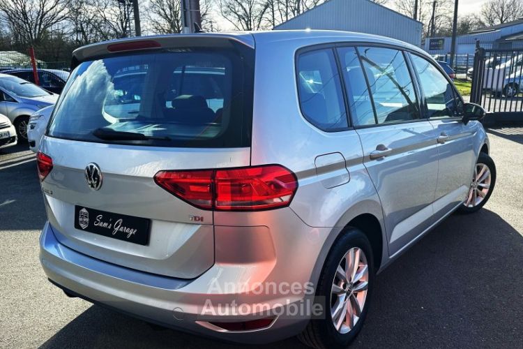 Volkswagen Touran ConfortLine 7 places 2017 - <small></small> 13.990 € <small>TTC</small> - #4