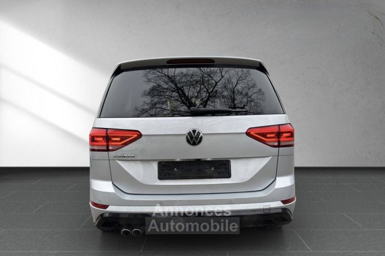 Volkswagen Touran Haut. 2.0 TDI DSG Noir R line PANO - <small></small> 33.490 € <small>TTC</small> - #4