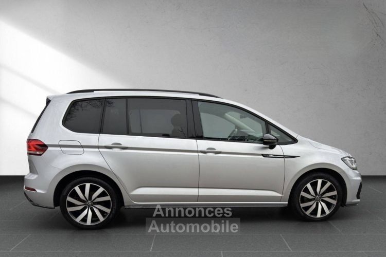 Volkswagen Touran Haut. 2.0 TDI DSG Noir R line PANO - <small></small> 33.490 € <small>TTC</small> - #6